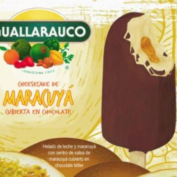 Helado Guallarauco cheesecake maracuyá con chocolate